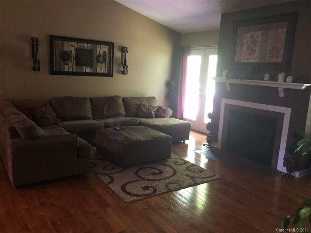 29 Kelly Fields Drive - Photo 4