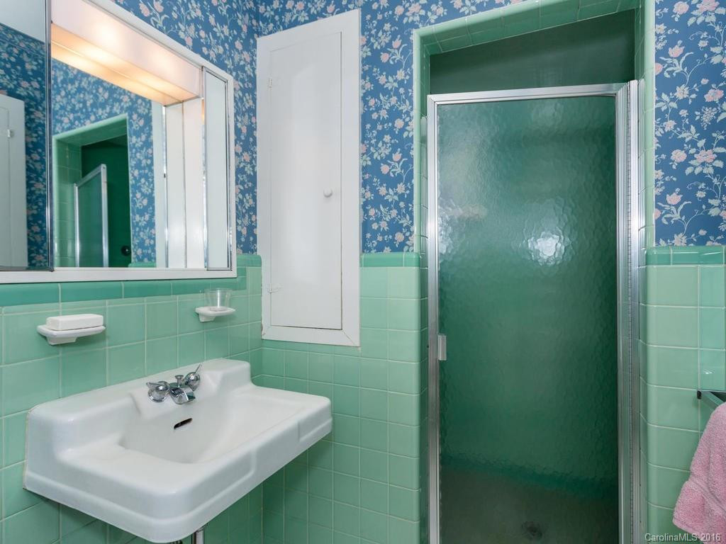 111 Griffing Boulevard - Photo 13