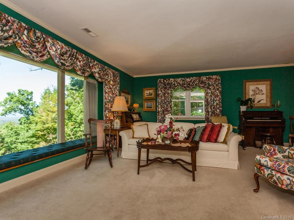 111 Griffing Boulevard - Photo 5