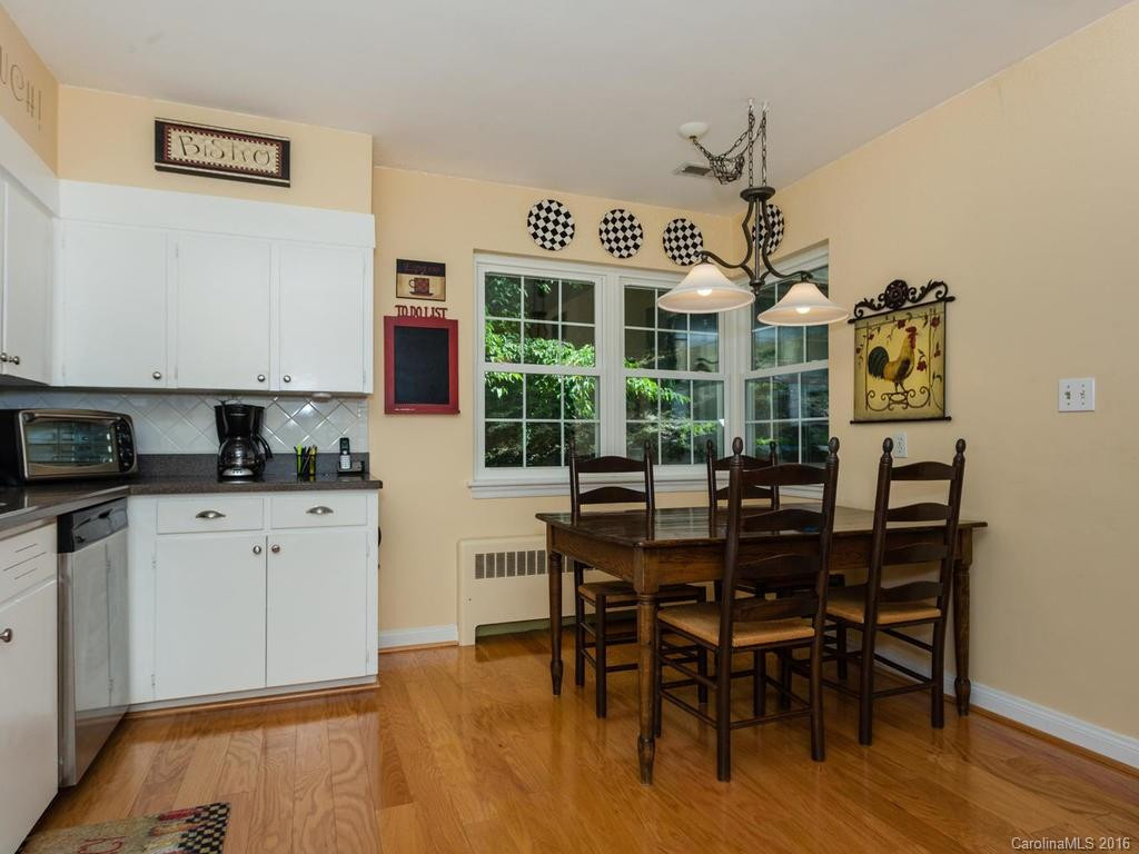 111 Griffing Boulevard - Photo 9