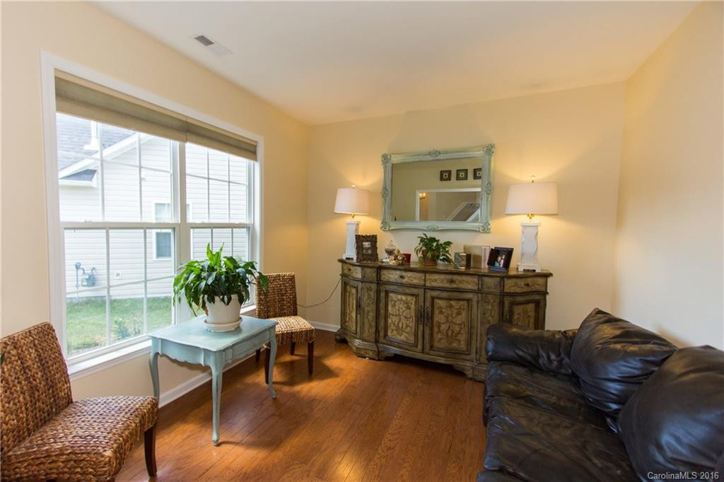 122 River Walk Drive - Photo 3
