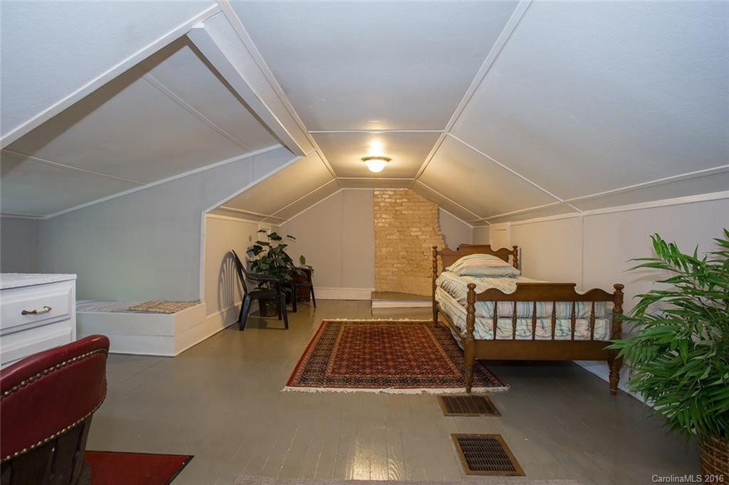 82 Pearson Drive - Photo 15