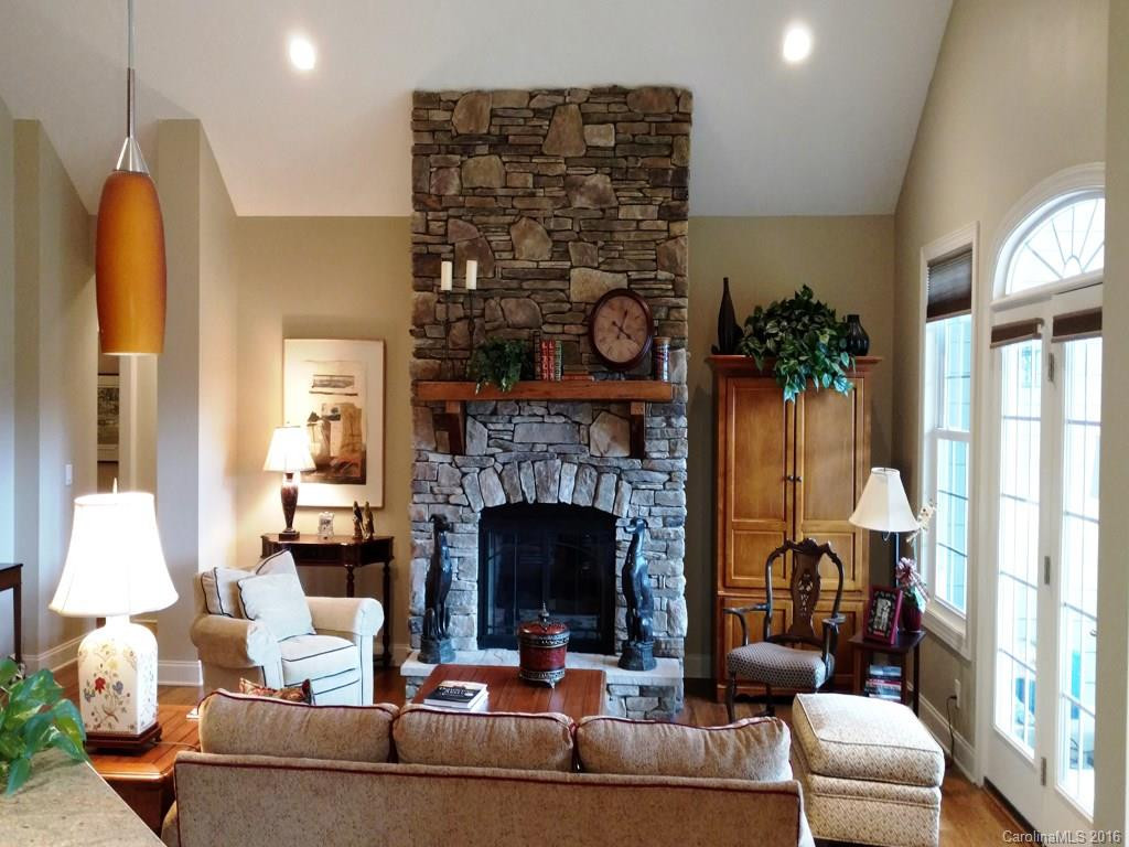 8 Country Club Road - Photo 7