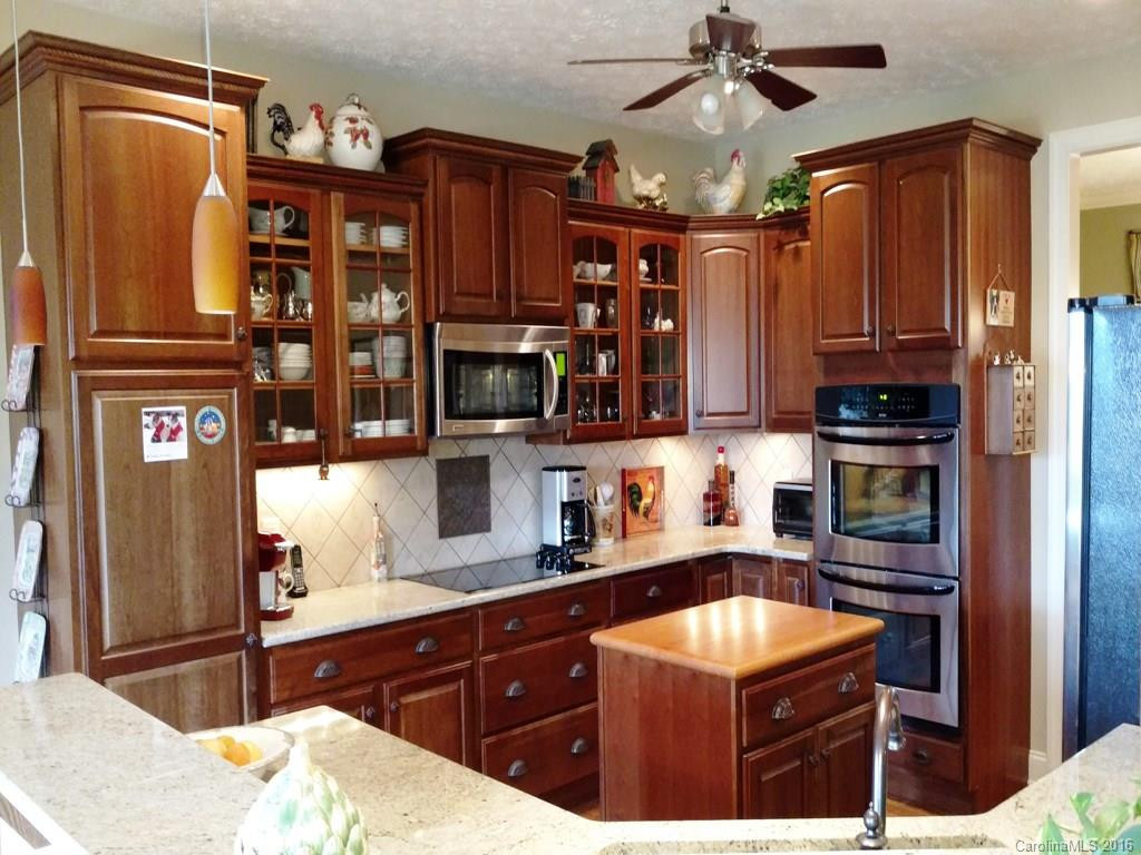 8 Country Club Road - Photo 9