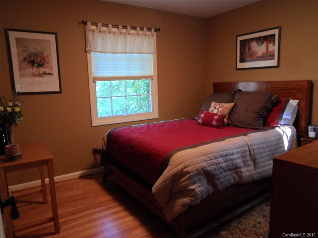 52 Woodbury Road - Photo 11