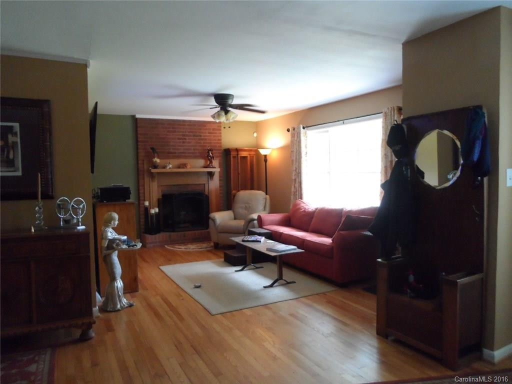 52 Woodbury Road - Photo 7