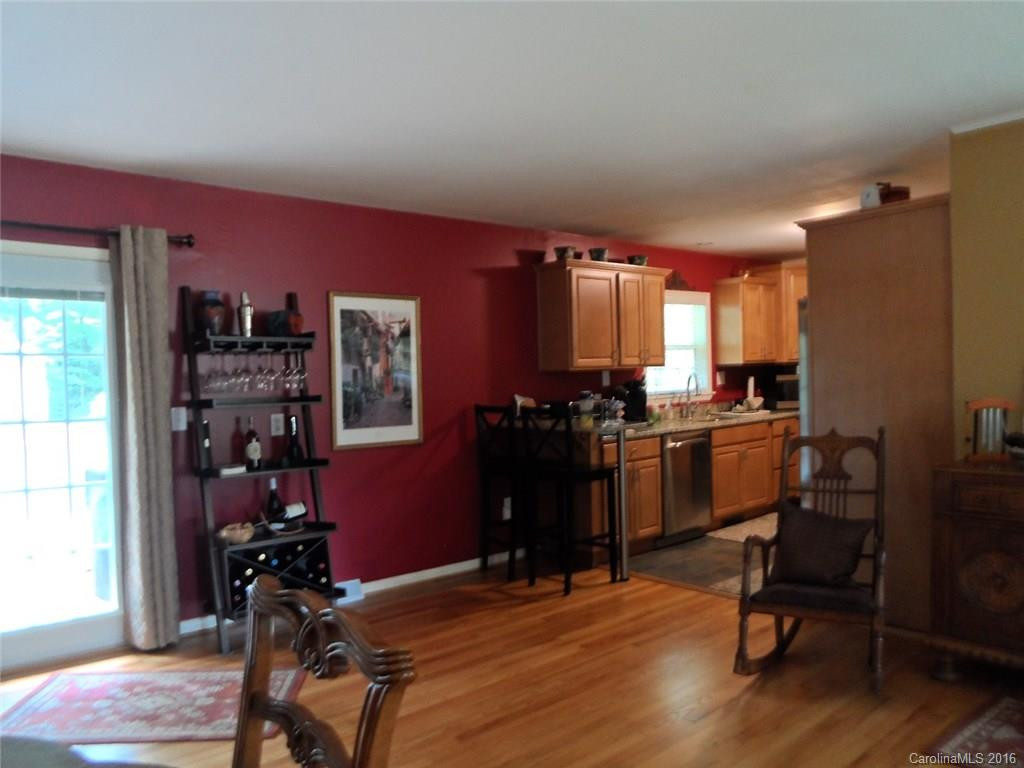52 Woodbury Road - Photo 8