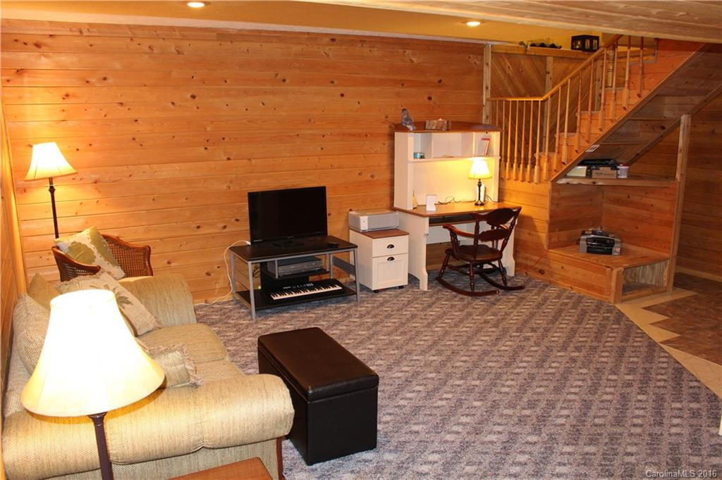 616 Oak Grove Road - Photo 12