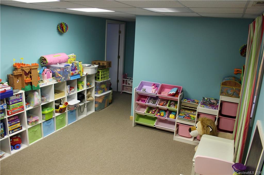 616 Oak Grove Road - Photo 15