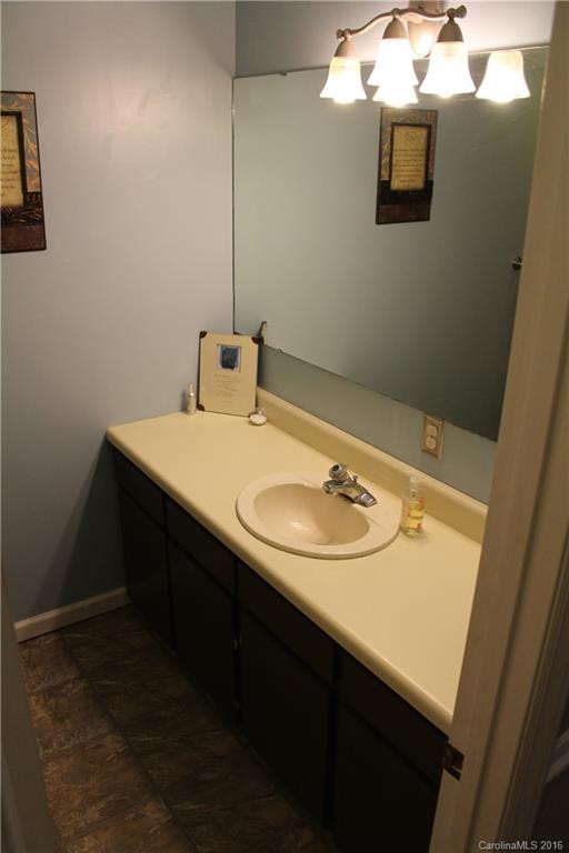 616 Oak Grove Road - Photo 7