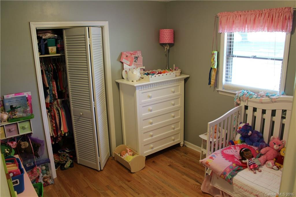 616 Oak Grove Road - Photo 9