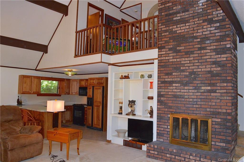 202 Cedar Drive - Photo 3
