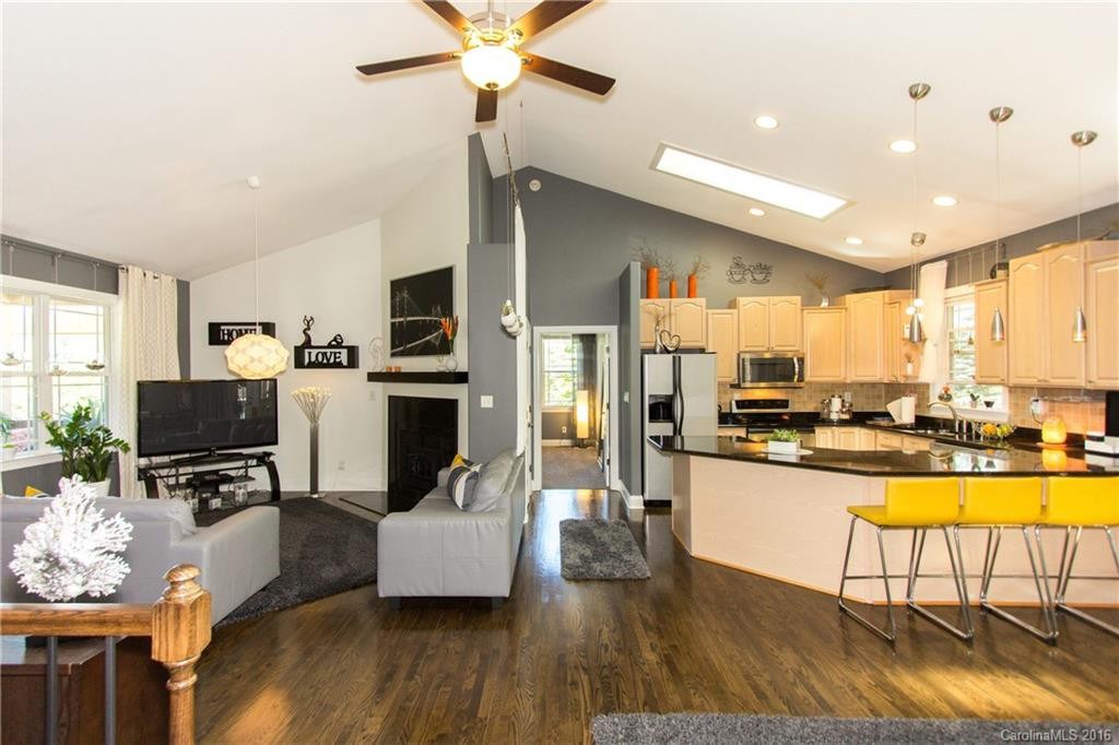 30 Village Creek Drive - Photo 3