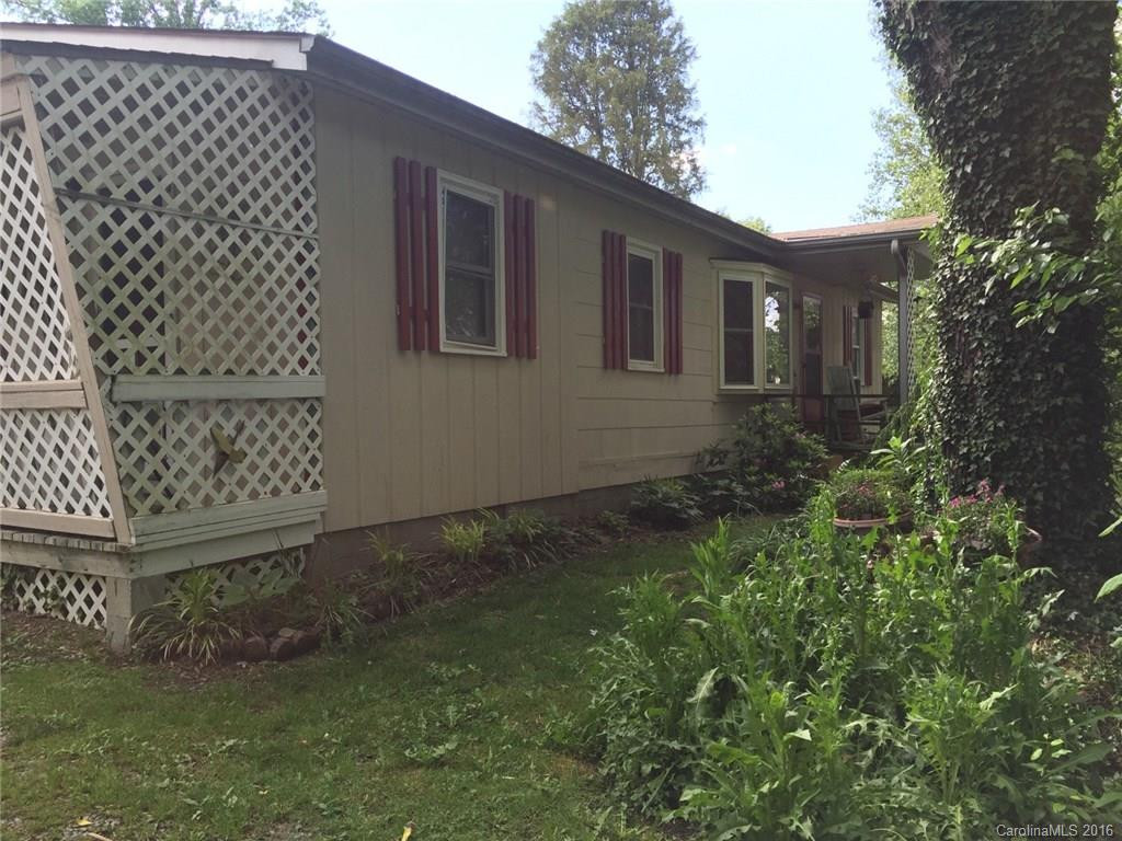 613 Brooklyn Avenue - Photo 2
