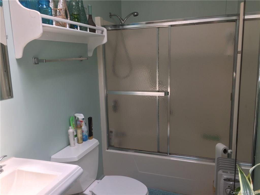 613 Brooklyn Avenue - Photo 12