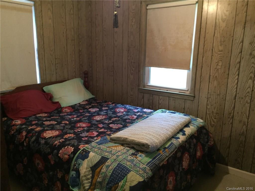 613 Brooklyn Avenue - Photo 15