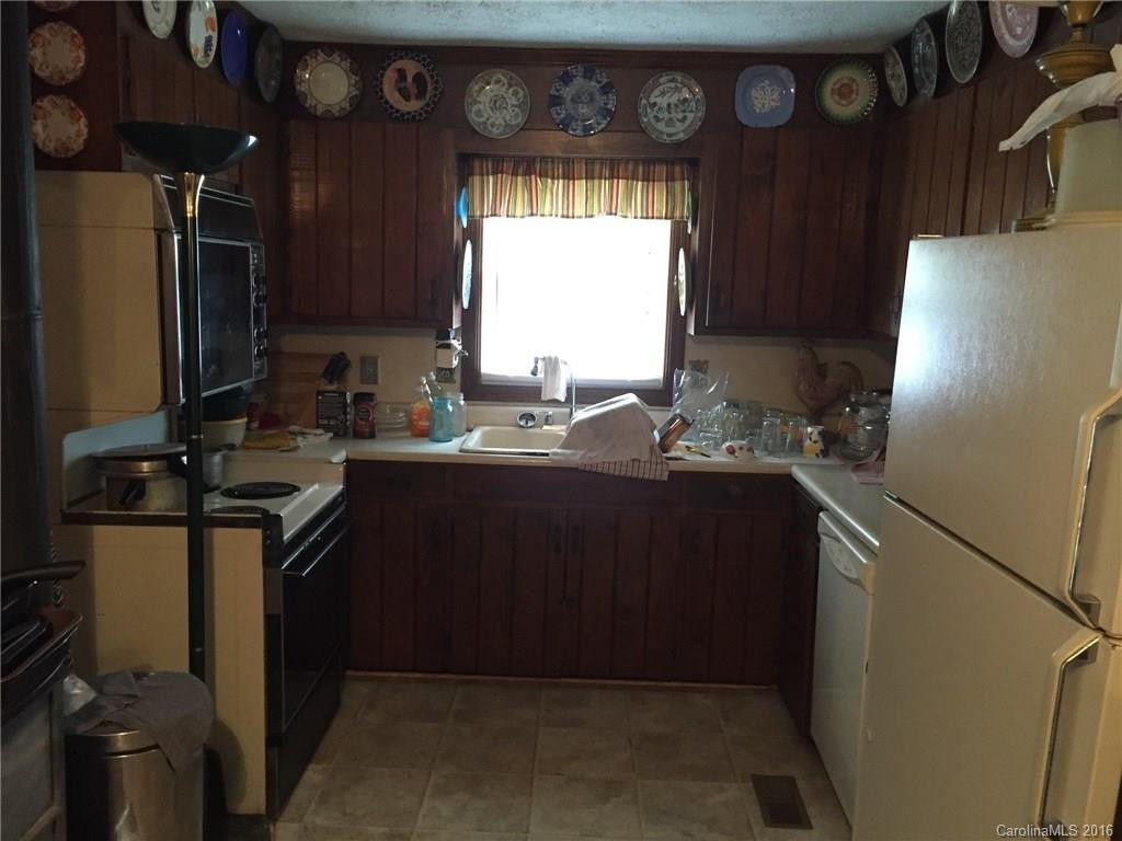 613 Brooklyn Avenue - Photo 5