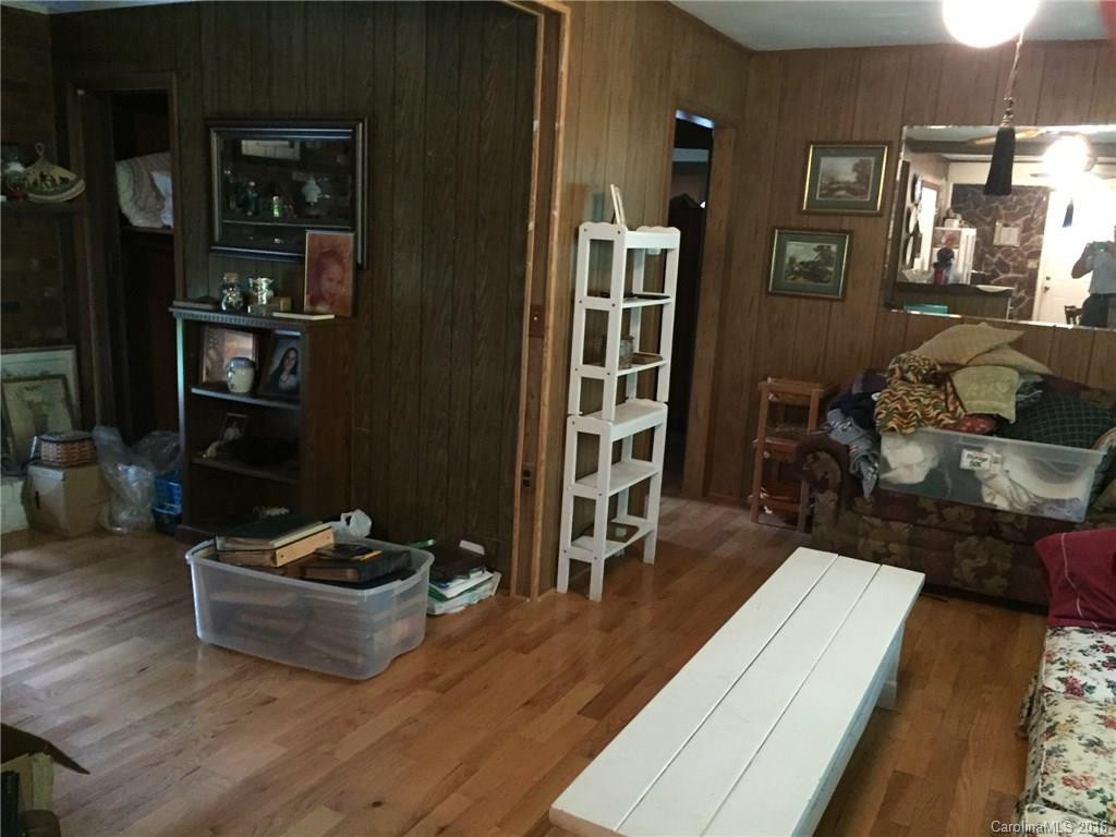 613 Brooklyn Avenue - Photo 9