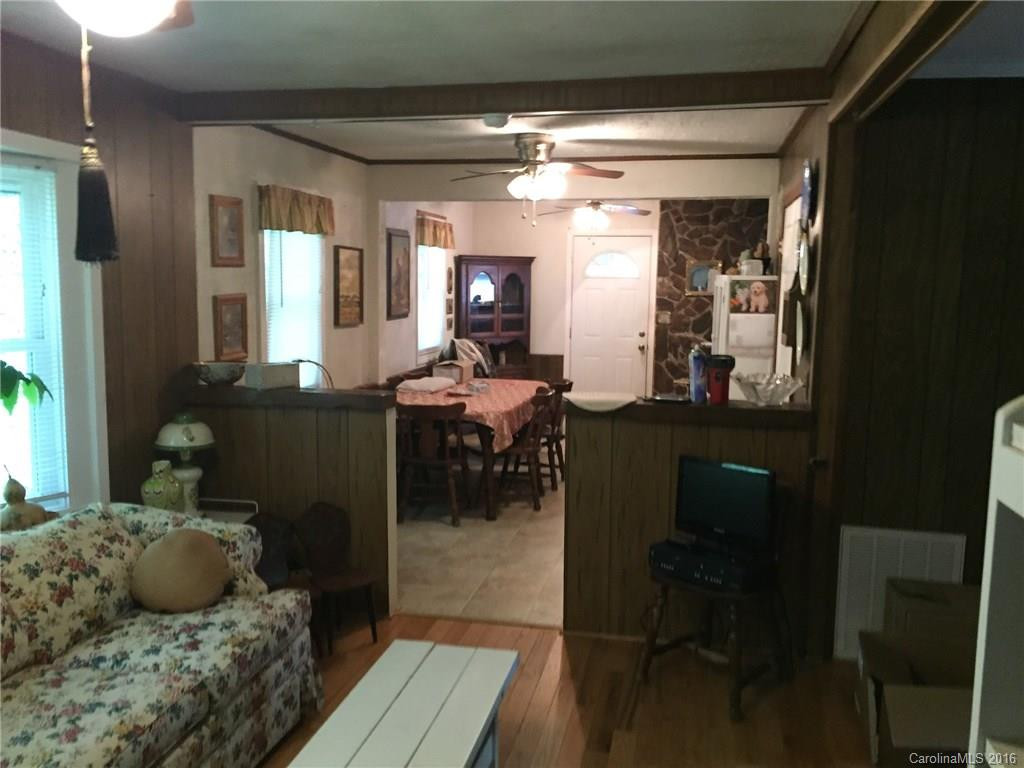 613 Brooklyn Avenue - Photo 10