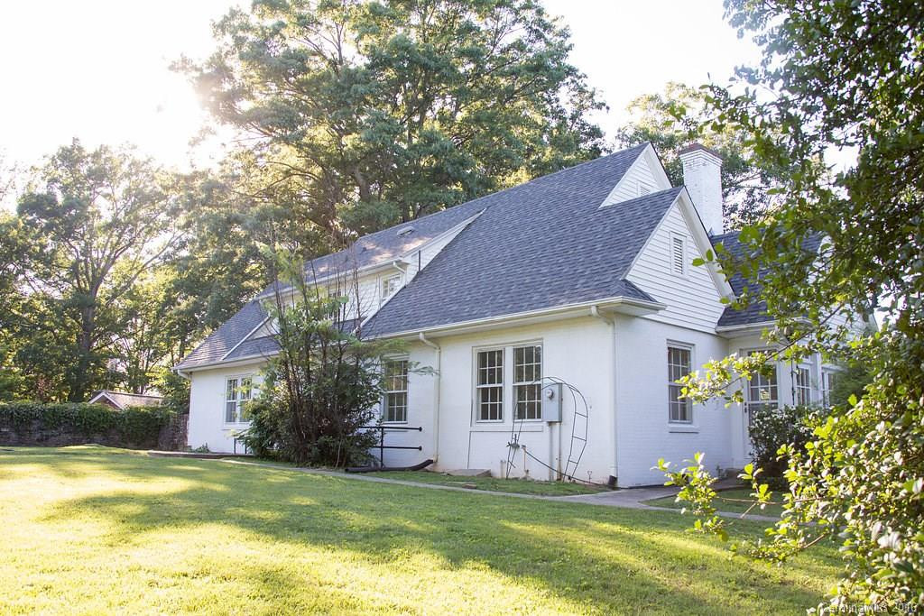 192 Crescent Drive - Photo 2