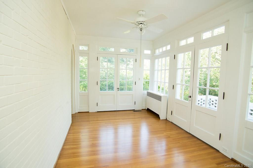 192 Crescent Drive - Photo 11