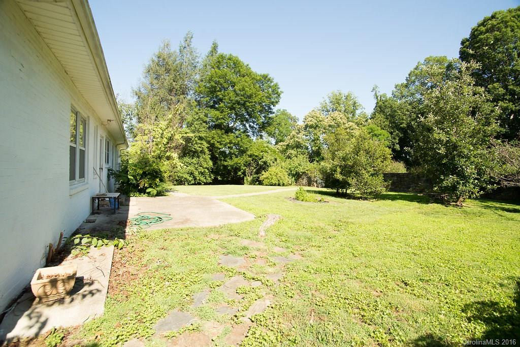 192 Crescent Drive - Photo 6