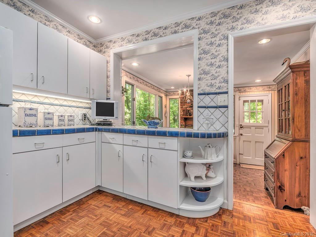100 Stuyvesant Road - Photo 9