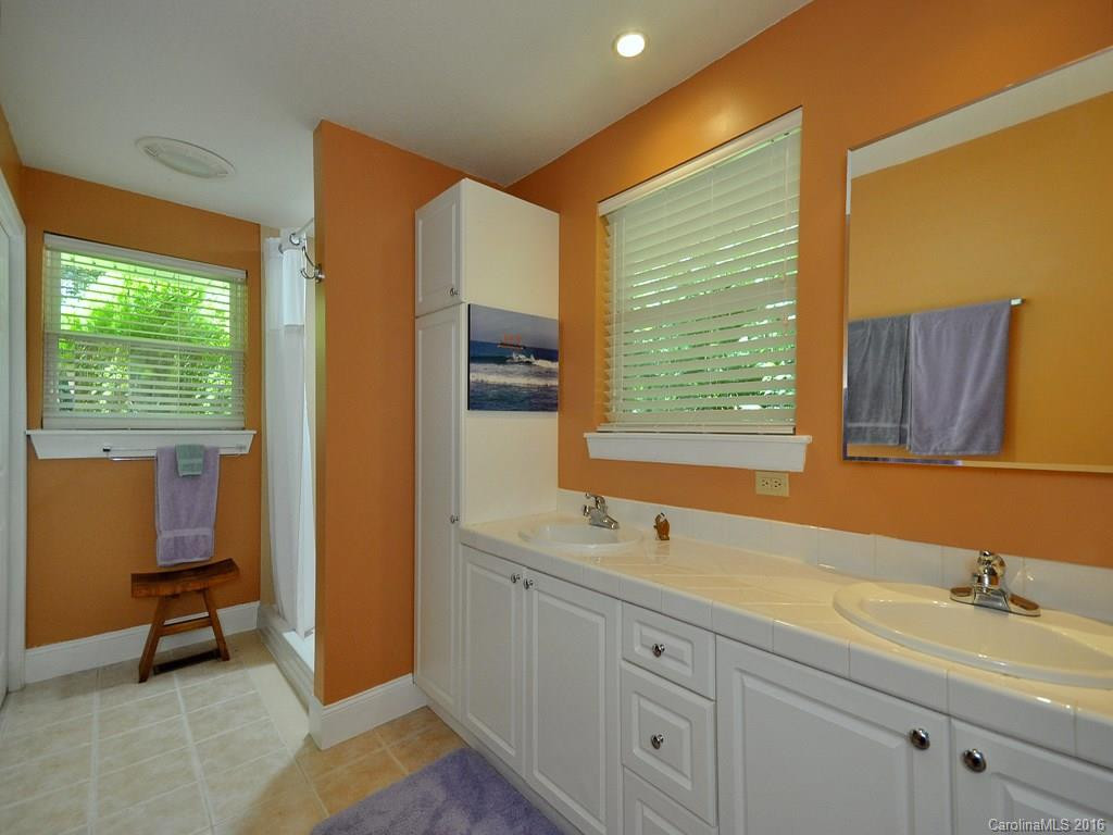 302 White Pine Drive - Photo 11