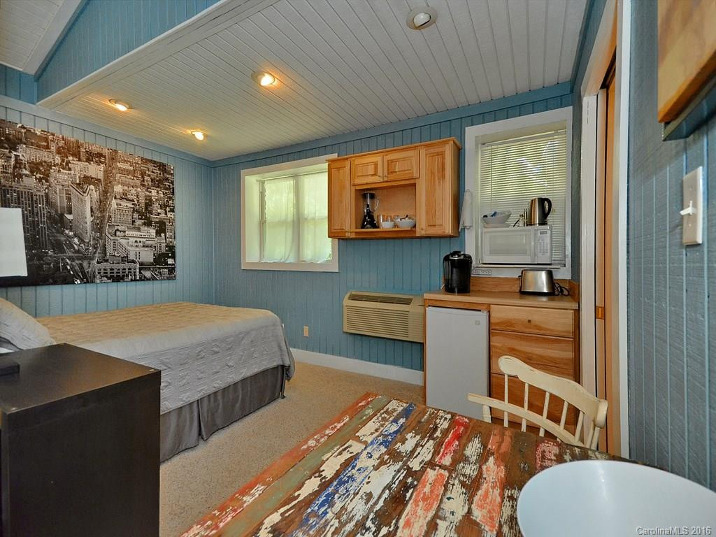 302 White Pine Drive - Photo 16