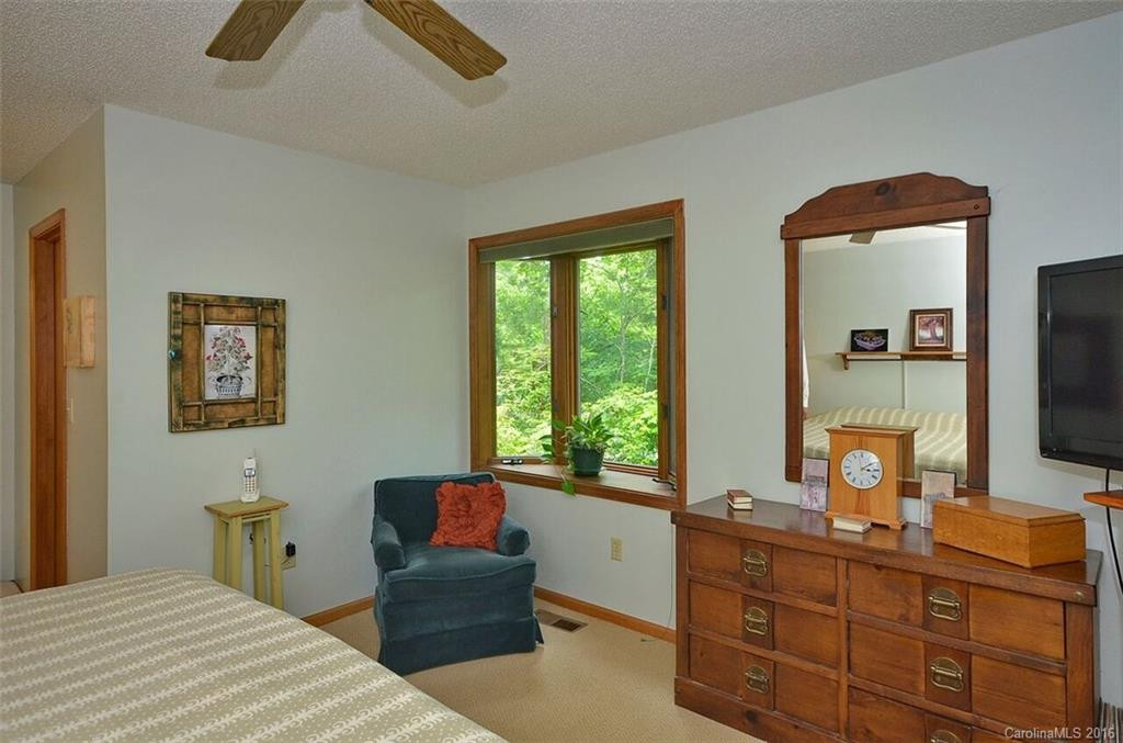 1230 Soquili Drive - Photo 12