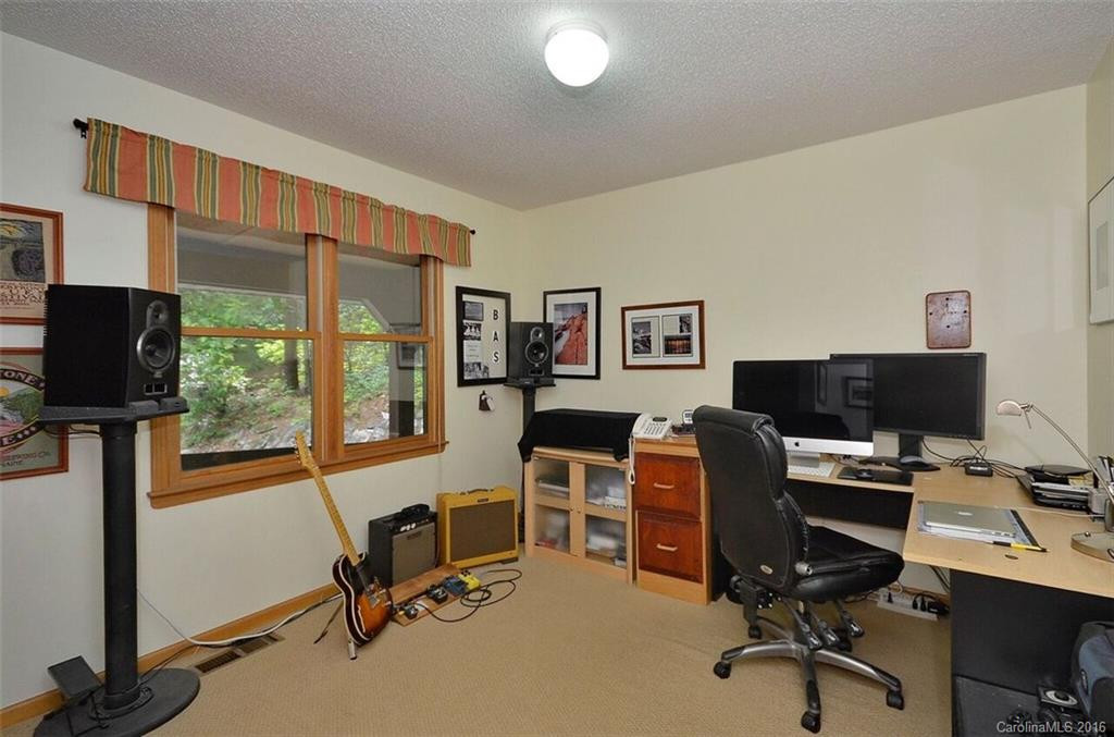 1230 Soquili Drive - Photo 17