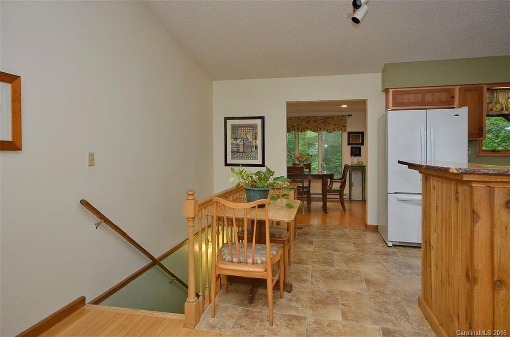 1230 Soquili Drive - Photo 5