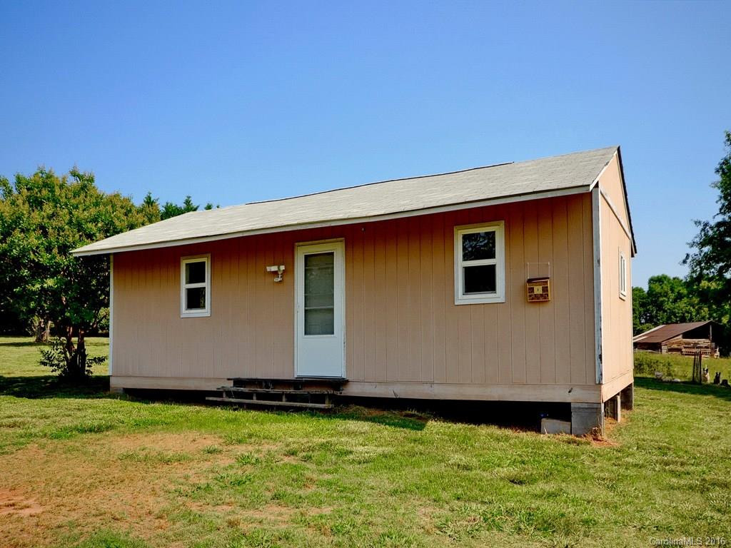 1541 Sandy Springs Road - Photo 14