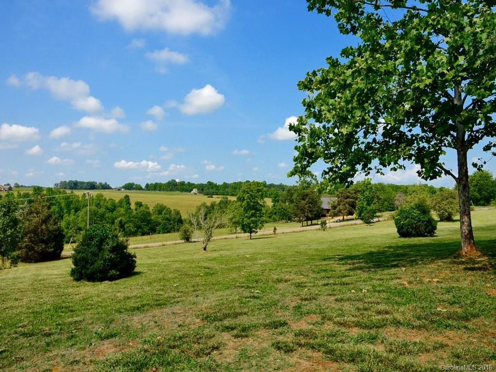 1541 Sandy Springs Road - Photo 20