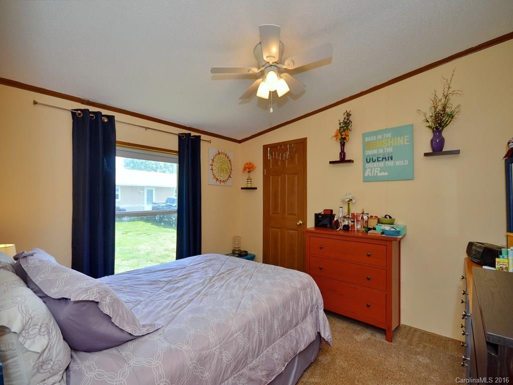 1541 Sandy Springs Road - Photo 10