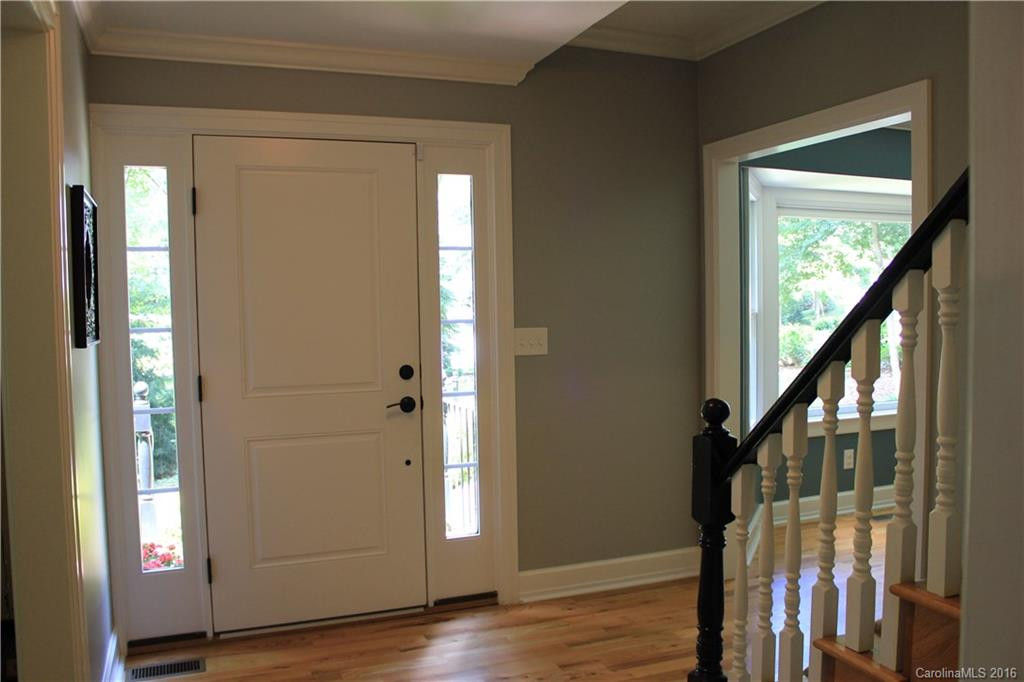 1031 Windsor Drive - Photo 17
