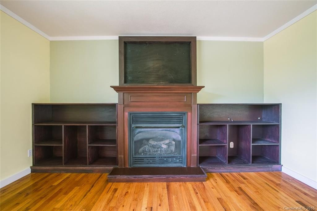 100 Pine Avenue - Photo 11