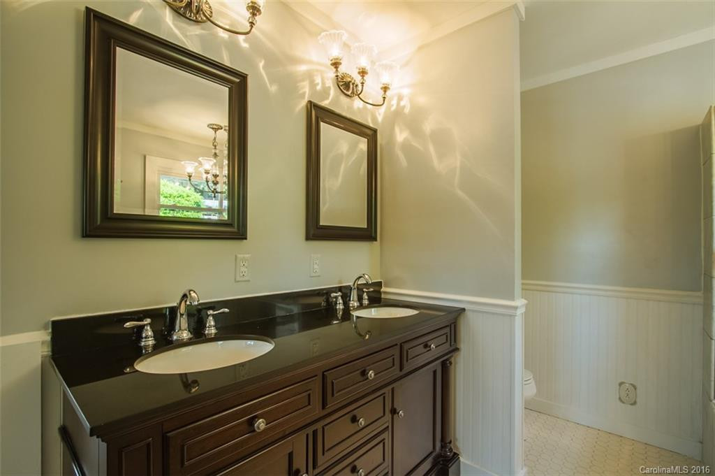 100 Pine Avenue - Photo 16