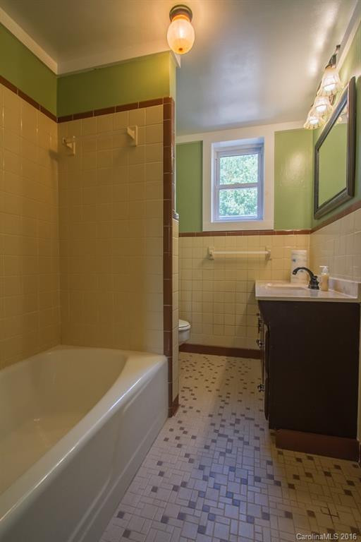 100 Pine Avenue - Photo 22