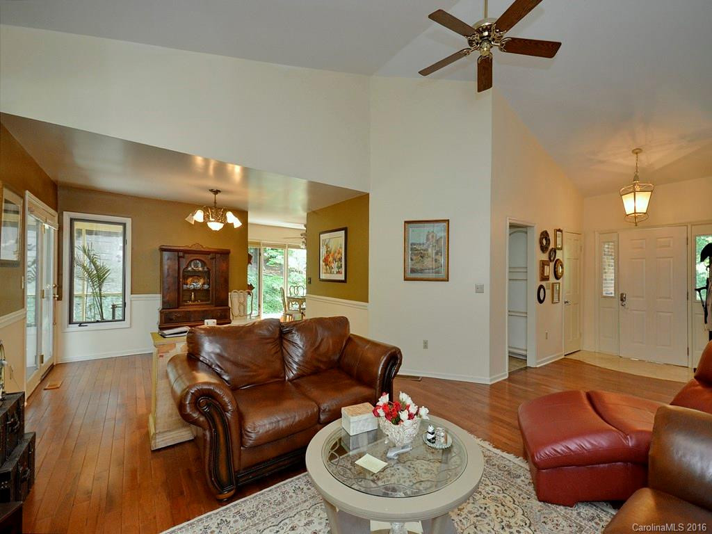 20 Moriah Lane - Photo 4