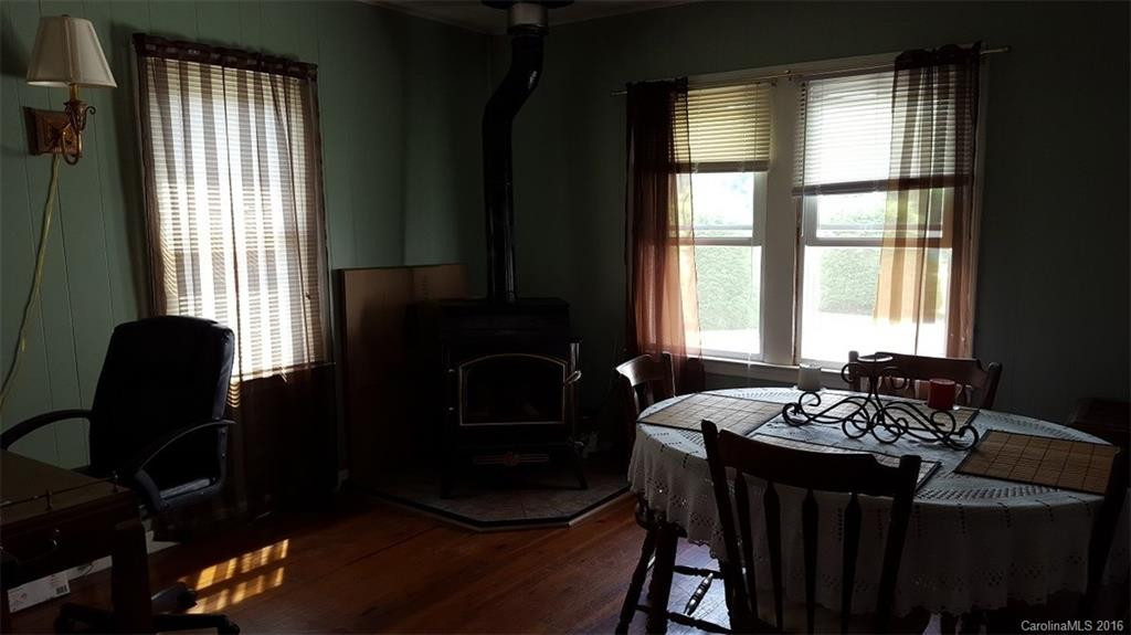 3912 Skyland Drive - Photo 4