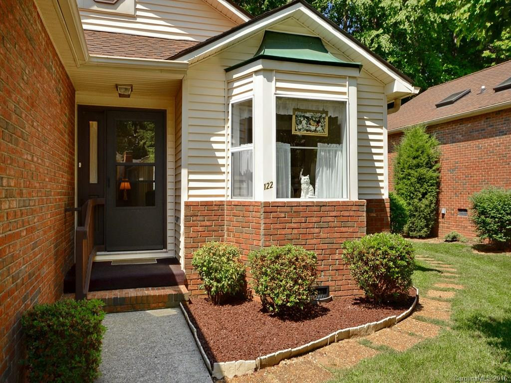 122 Exeter Court #n/a - Photo 14
