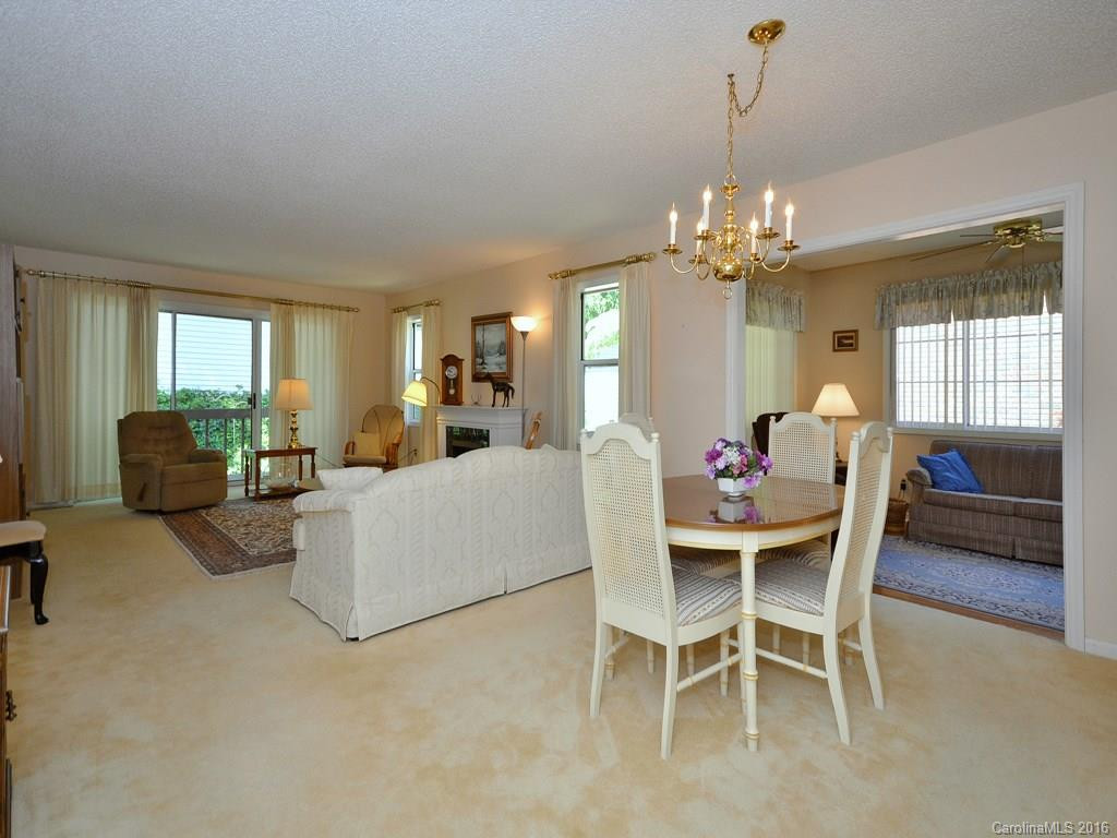122 Exeter Court #n/a - Photo 5