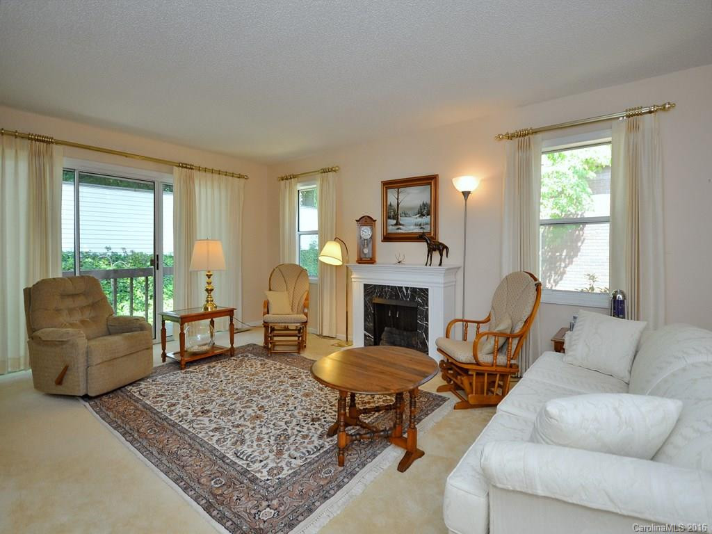 122 Exeter Court #n/a - Photo 7