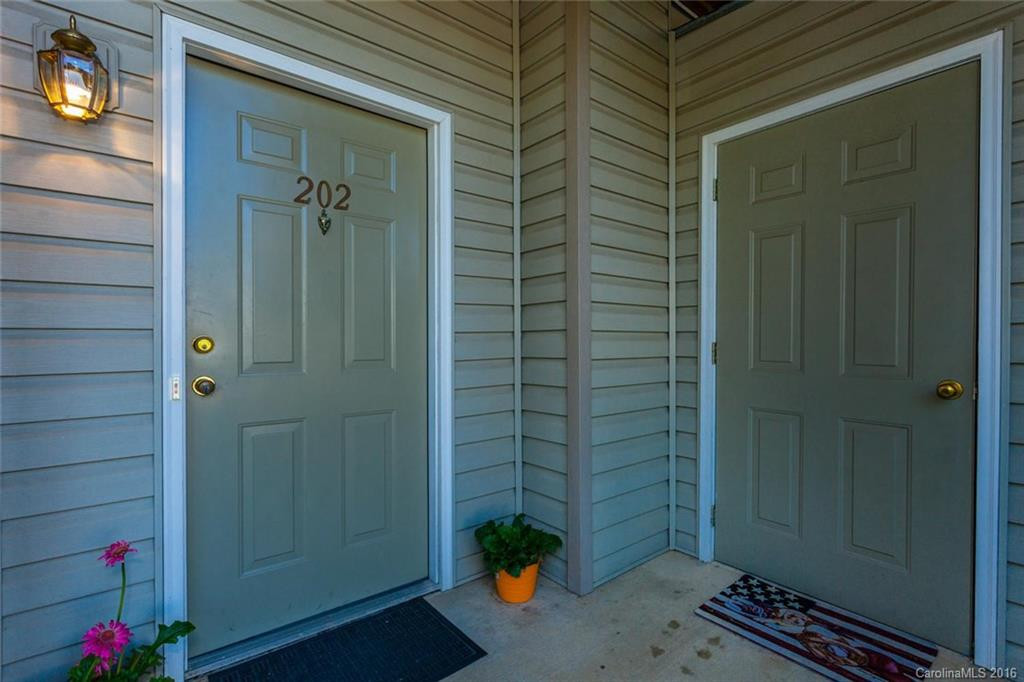 202 Carlyle Way #Unit 202 - Photo 5