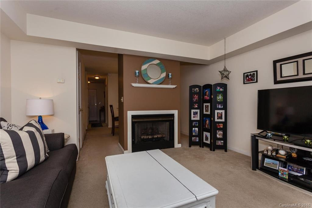 202 Carlyle Way #Unit 202 - Photo 6