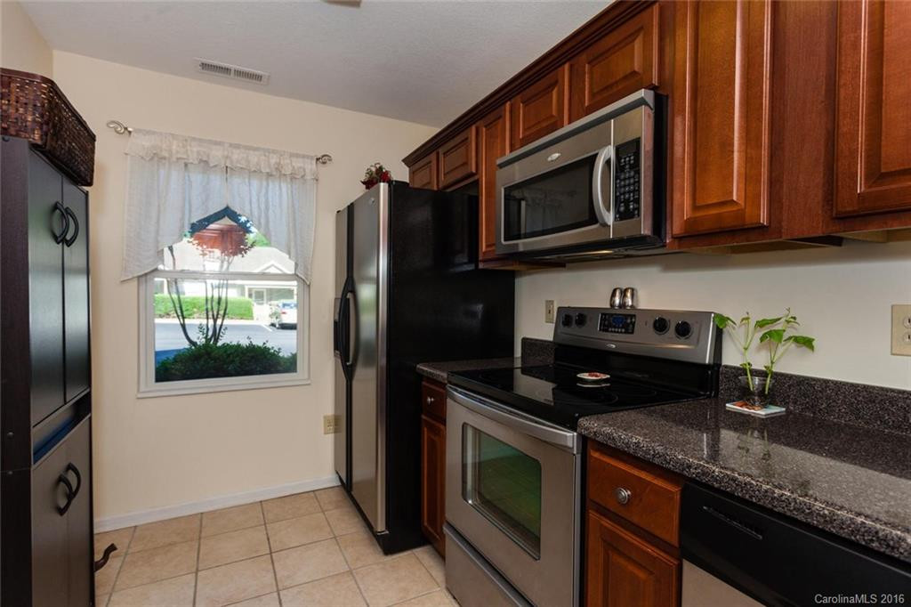 202 Carlyle Way #Unit 202 - Photo 10