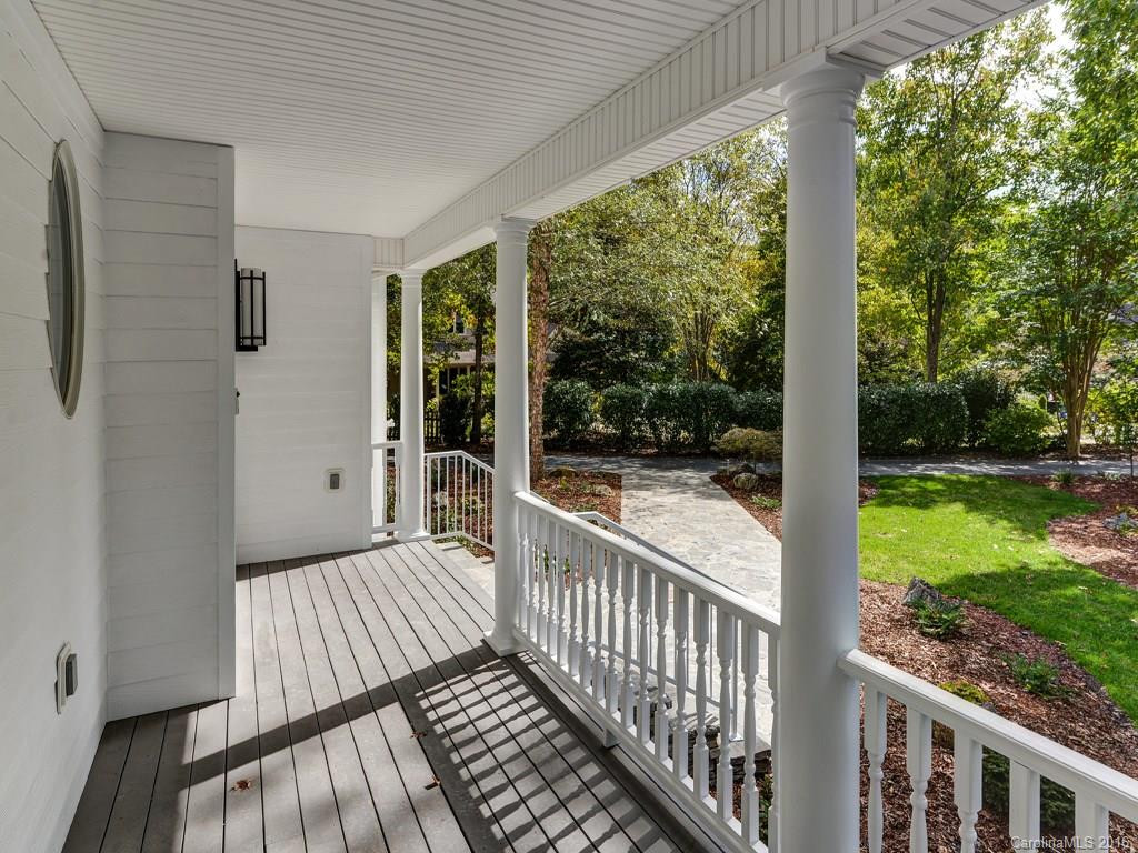 404 Conifer Court - Photo 2