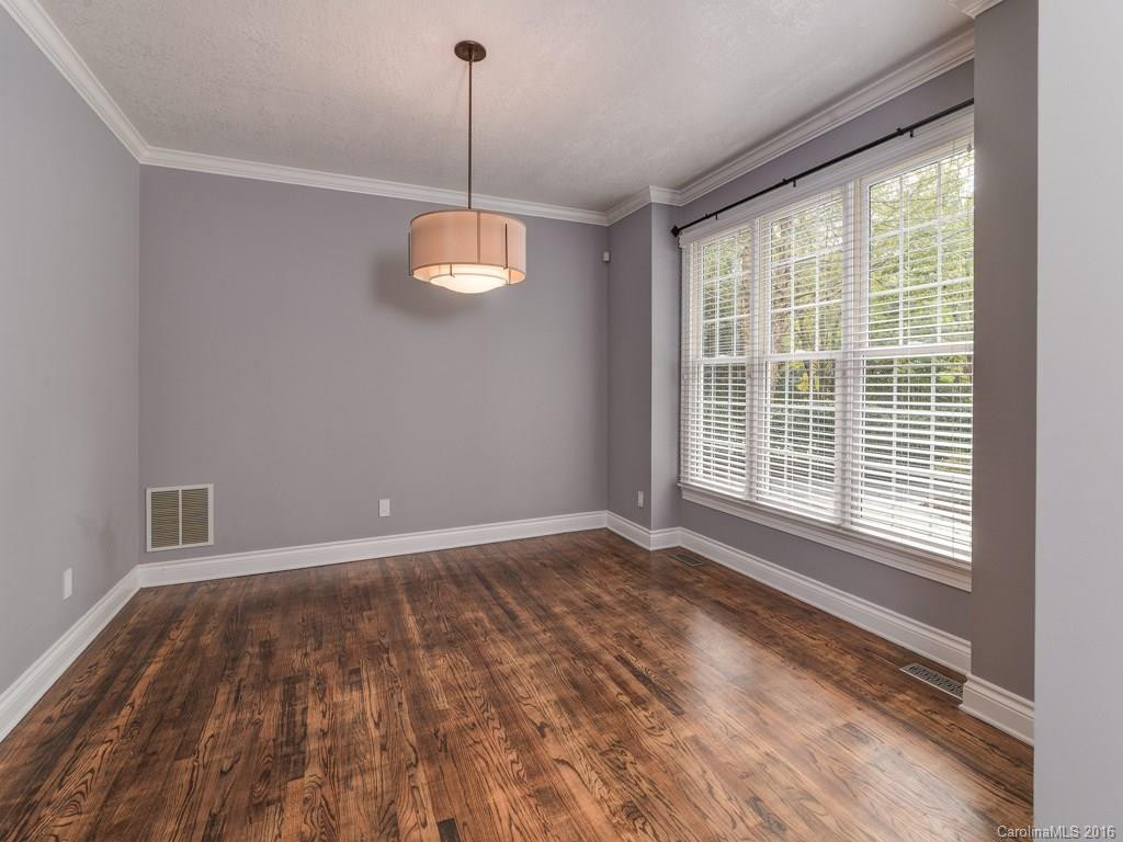 404 Conifer Court - Photo 4