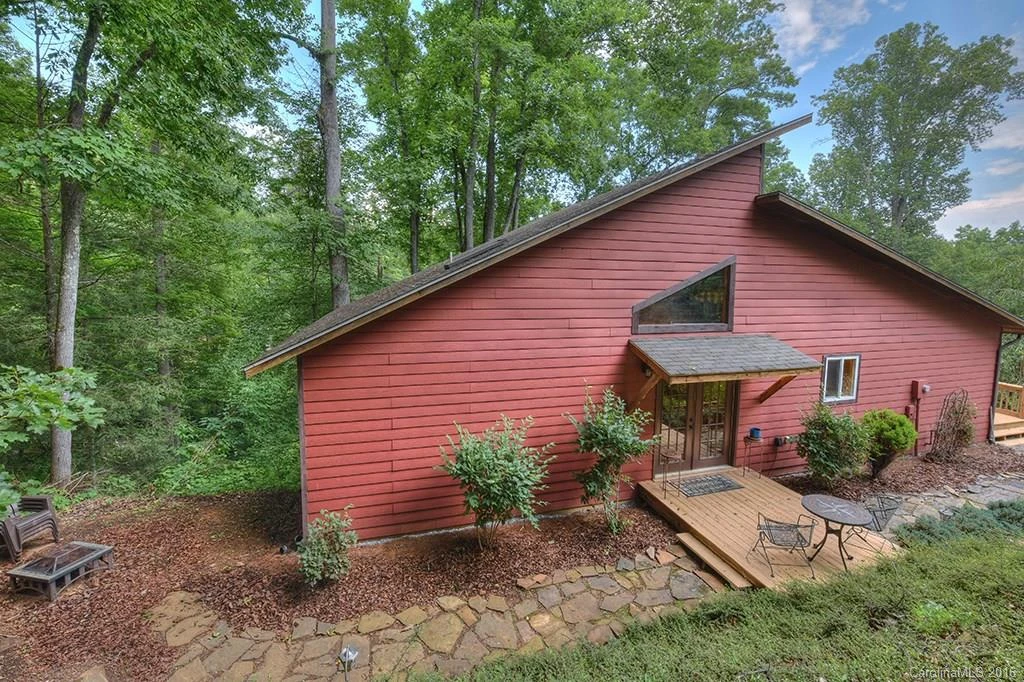 621 Trout Cove Road